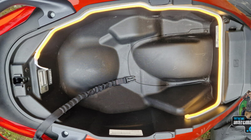 Helmfachbeleuchtung mit LED Streifen